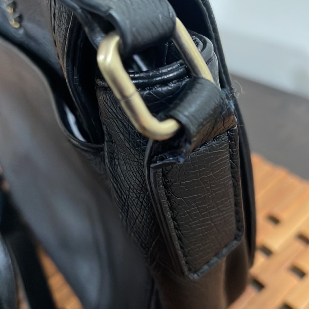 Handbag 👜 - Picture 3 of 5